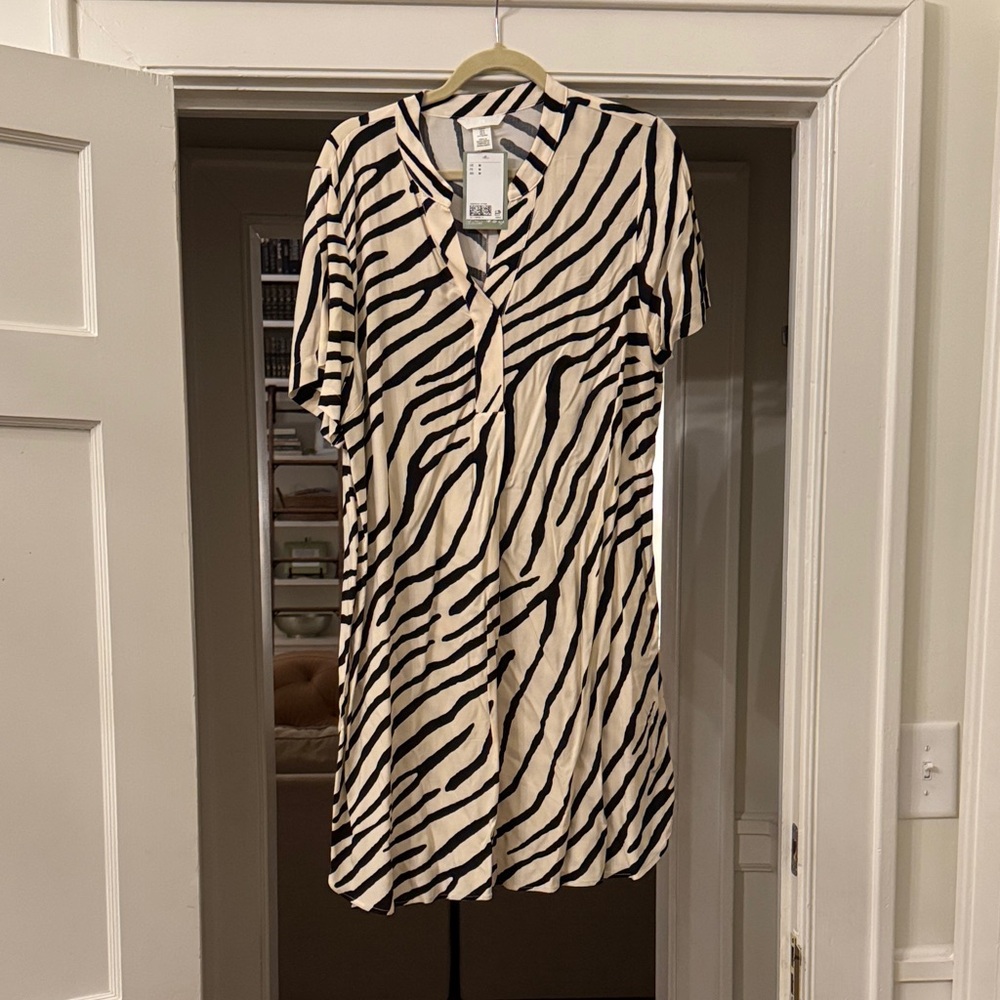 Zebra Print Short Sleeve Dress